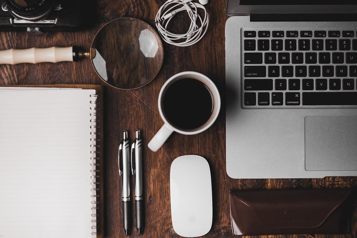 Office desk supplies | Marwan Deals
